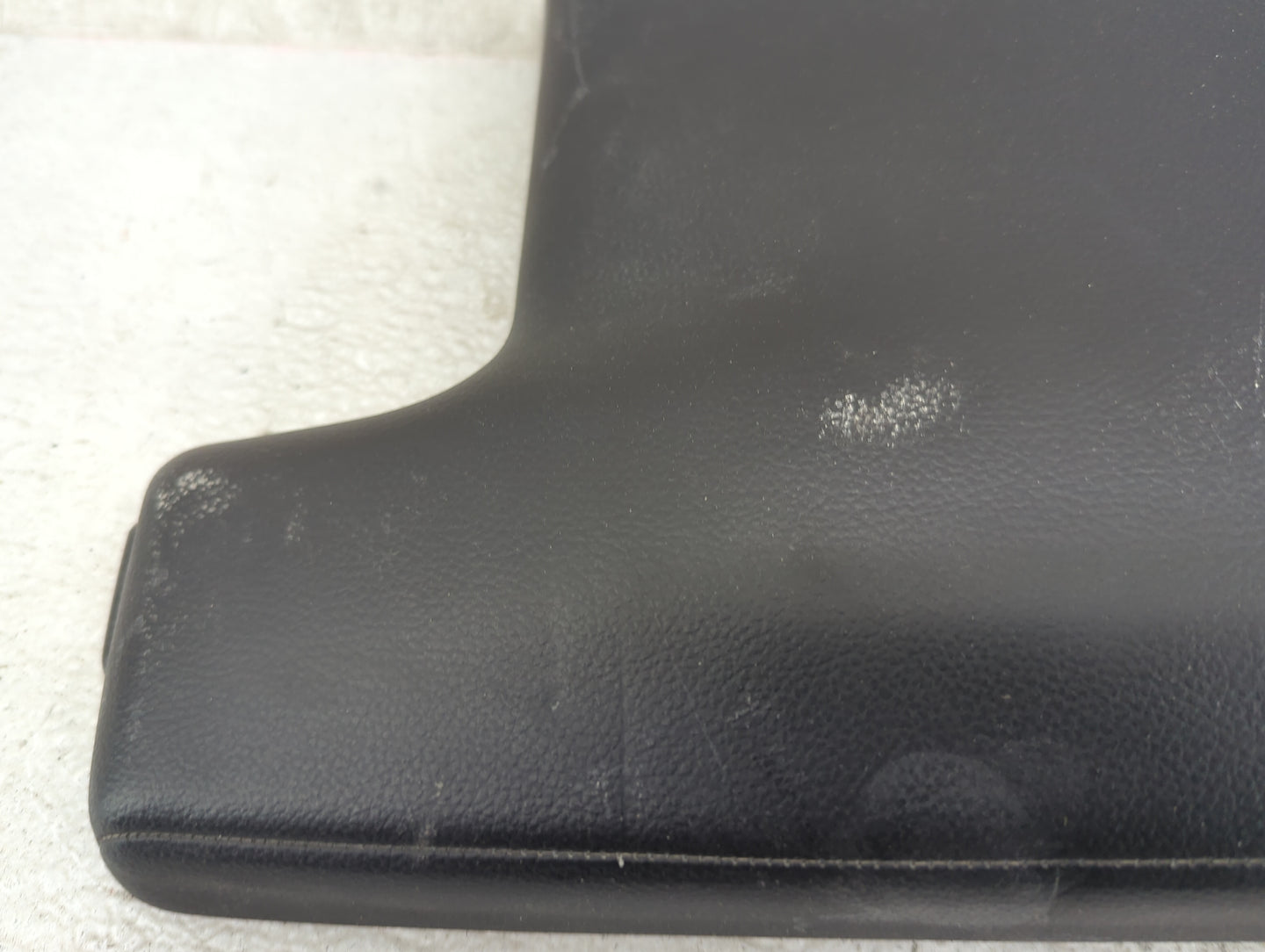 2017 Jaguar Xe Center Console Armrest Cover Lid Fits OEM Used Auto Parts - Oemusedautoparts1.com