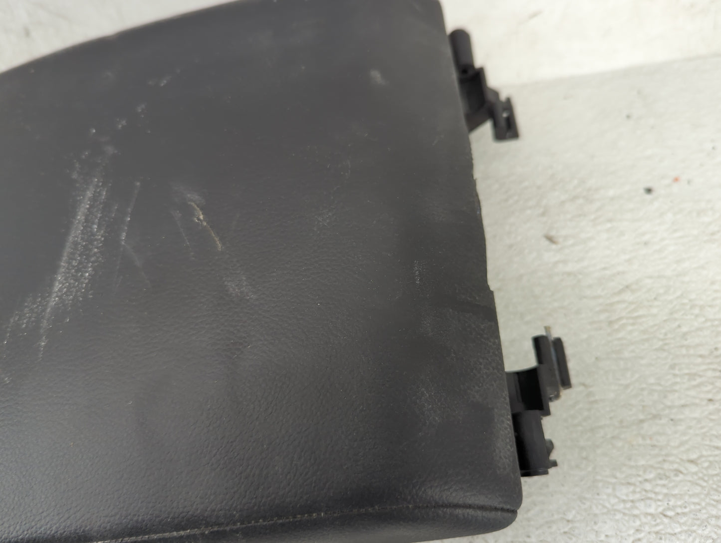 2017 Jaguar Xe Center Console Armrest Cover Lid Fits OEM Used Auto Parts - Oemusedautoparts1.com