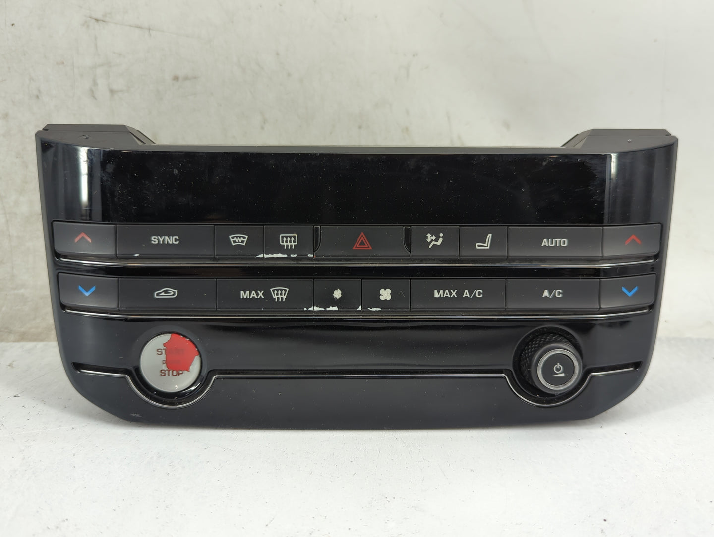2017 Jaguar Xe Climate Control Module Temperature AC/Heater Replacement P/N:GX63-18C858-SE Fits Fits 2016 OEM Used Auto Part