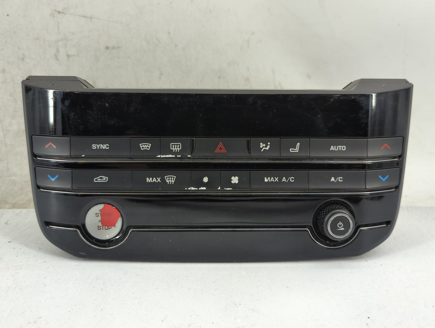 2017 Jaguar Xe Climate Control Module Temperature AC/Heater Replacement P/N:GX63-18C858-SE Fits Fits 2016 OEM Used Auto Part