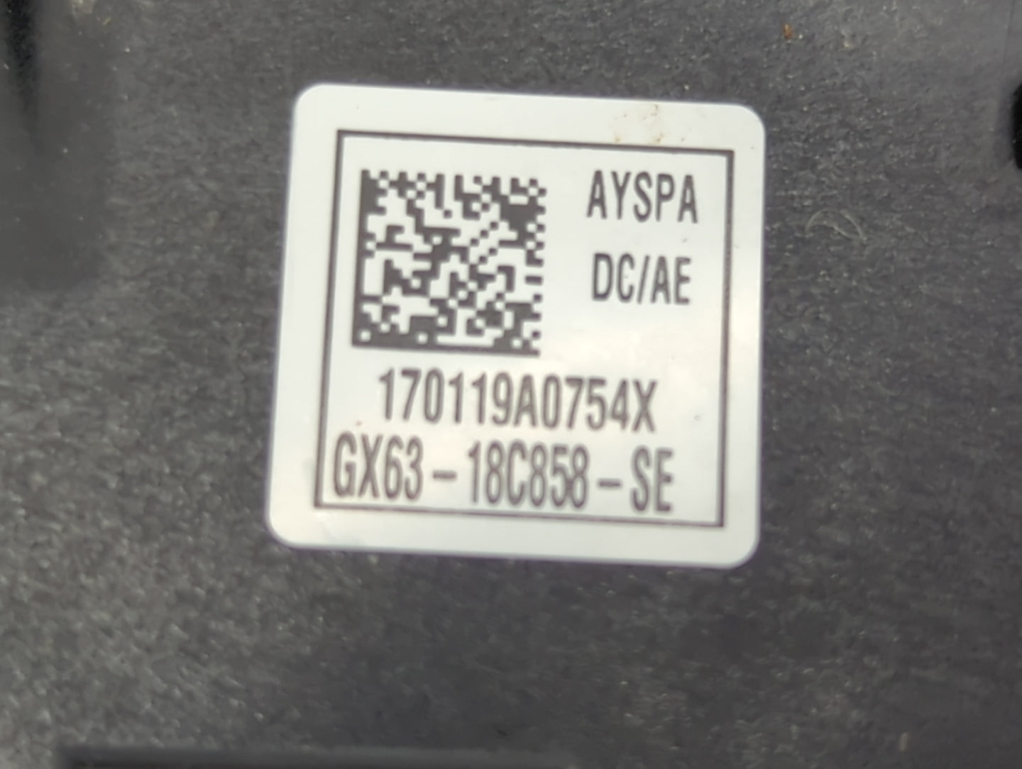 2017 Jaguar Xe Climate Control Module Temperature AC/Heater Replacement P/N:GX63-18C858-SE Fits Fits 2016 OEM Used Auto Part