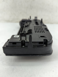 2017 Jaguar Xe Climate Control Module Temperature AC/Heater Replacement P/N:GX63-18C858-SE Fits Fits 2016 OEM Used Auto Part