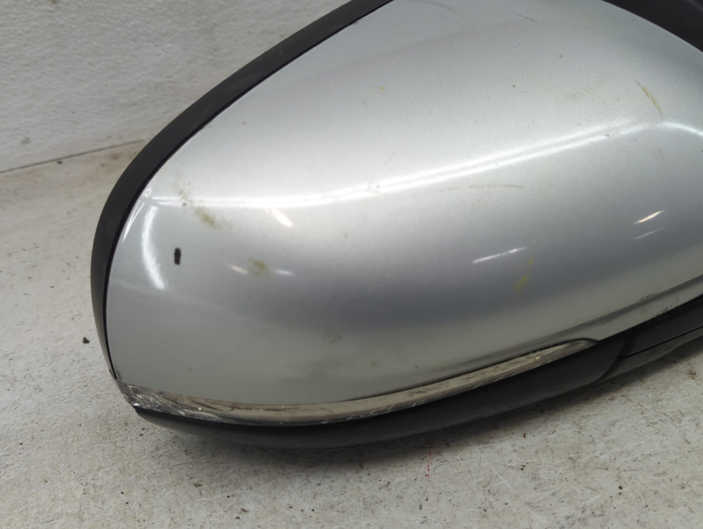 2017-2019 Jaguar Xe Passenger Side View Mirror - Right Door Mirror OEM Used - Oemusedautoparts1.com
