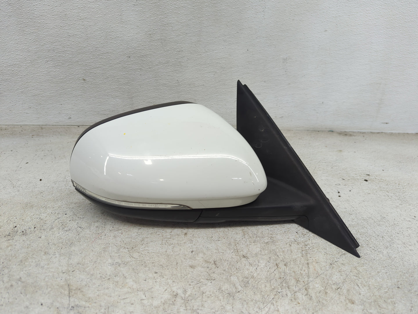 2017-2019 Jaguar Xe Passenger Side View Mirror - Right Door Mirror OEM Used - Oemusedautoparts1.com