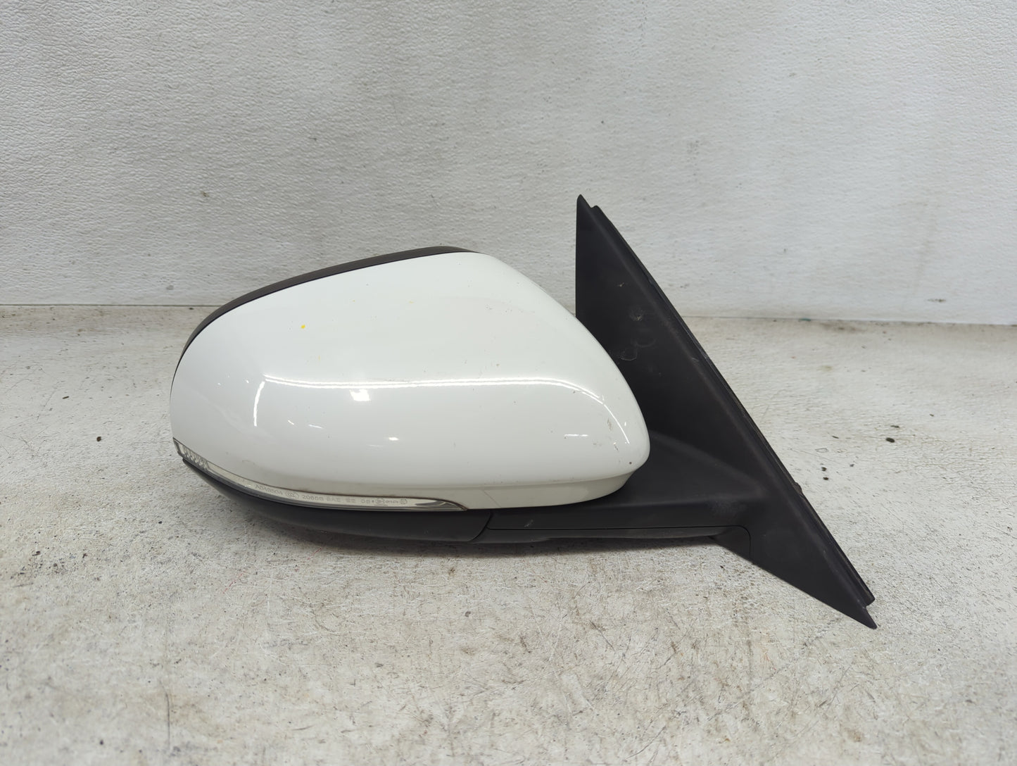 2017-2019 Jaguar Xe Passenger Side View Mirror - Right Door Mirror OEM Used - Oemusedautoparts1.com