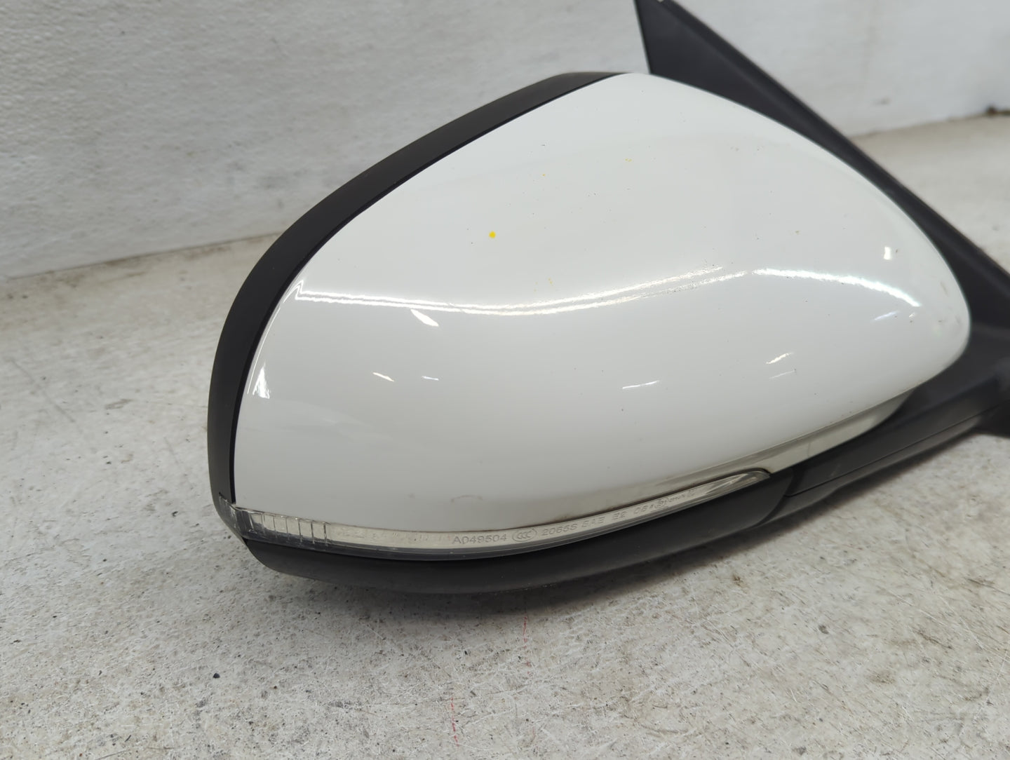 2017-2019 Jaguar Xe Passenger Side View Mirror - Right Door Mirror OEM Used - Oemusedautoparts1.com