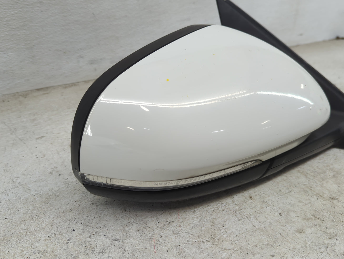 2017-2019 Jaguar Xe Passenger Side View Mirror - Right Door Mirror OEM Used - Oemusedautoparts1.com