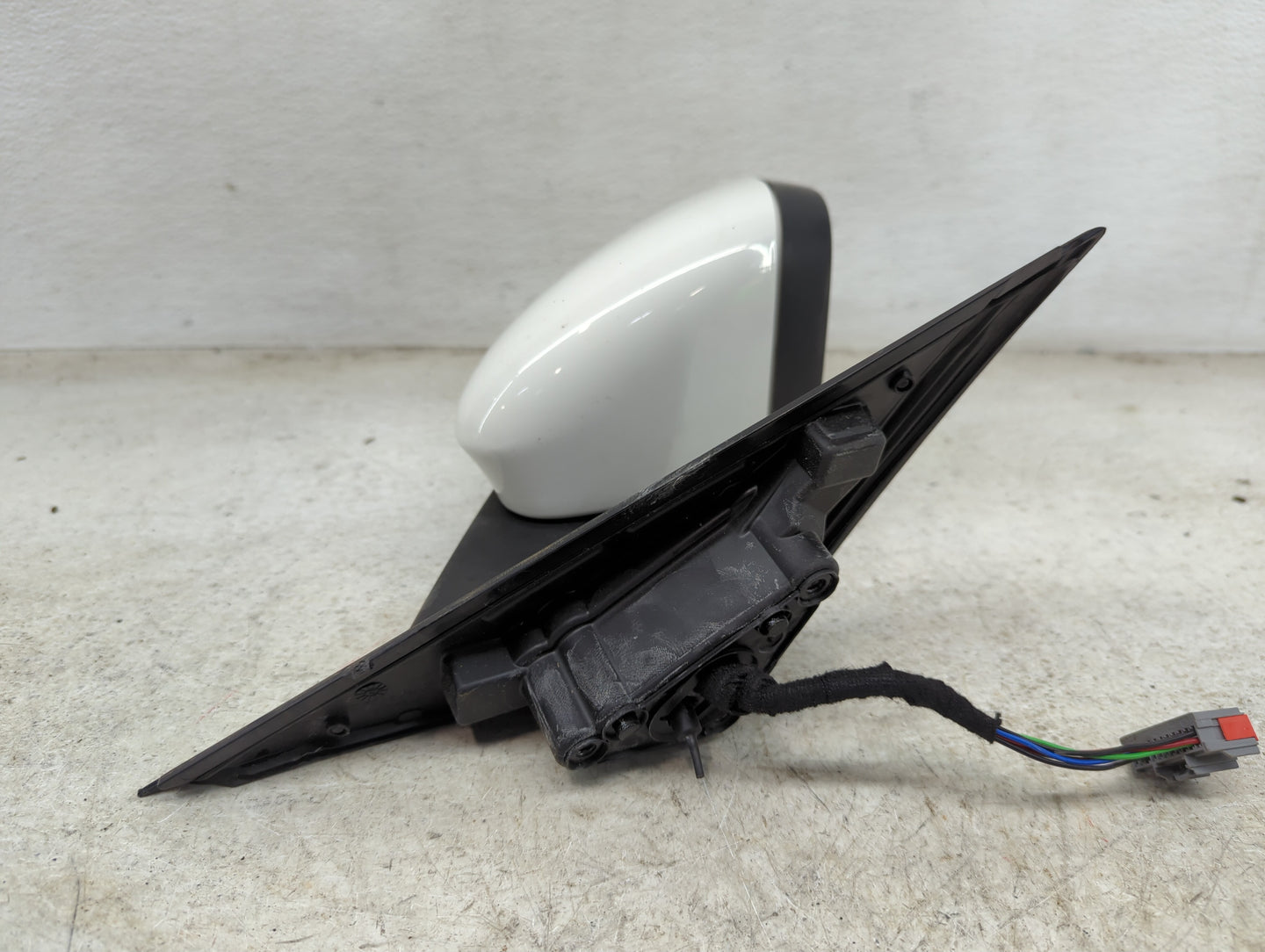 2017-2019 Jaguar Xe Passenger Side View Mirror - Right Door Mirror OEM Used - Oemusedautoparts1.com