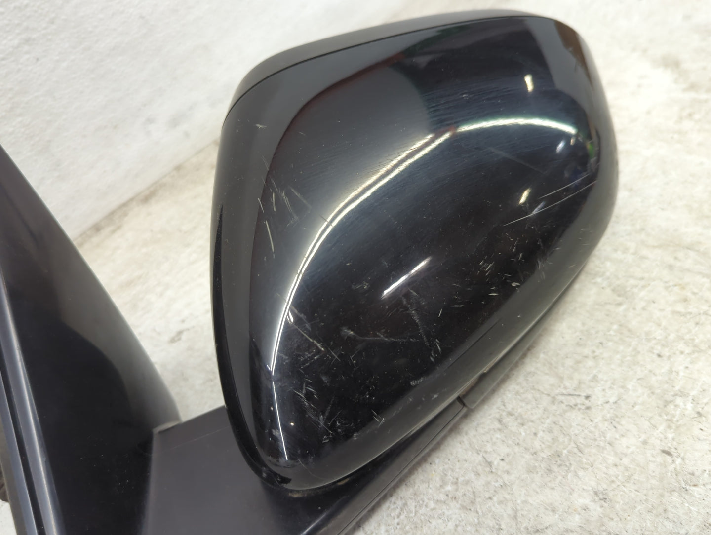 2017-2019 Jaguar Xe Driver Side View Mirror - Left Door Mirror OEM Used - Oemusedautoparts1.com
