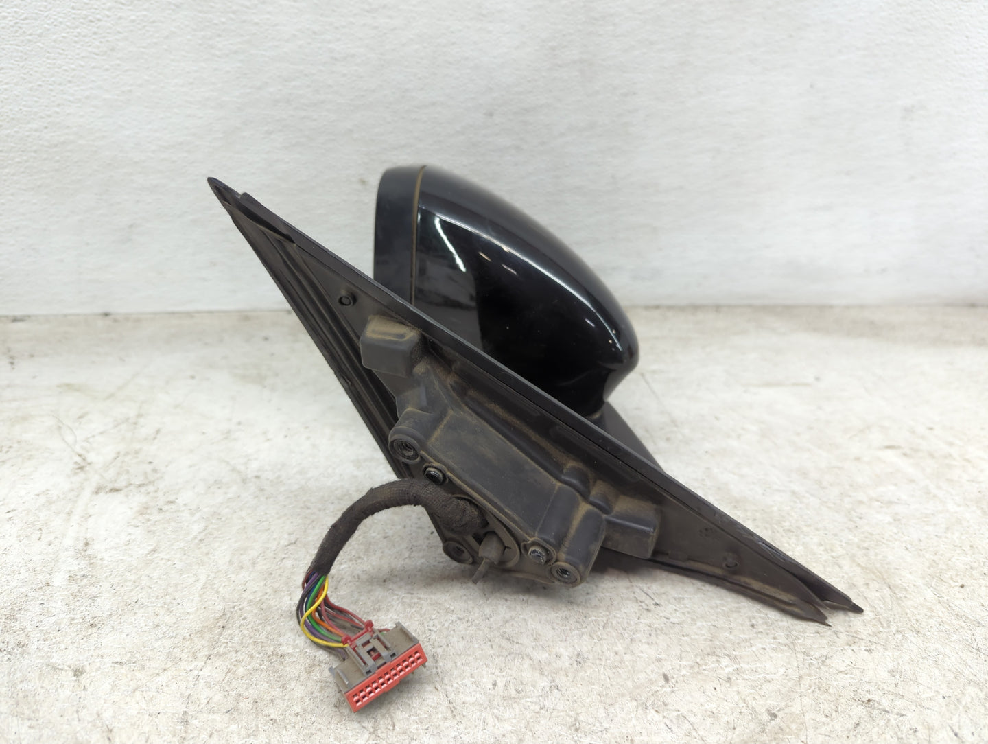 2017-2019 Jaguar Xe Driver Side View Mirror - Left Door Mirror OEM Used - Oemusedautoparts1.com
