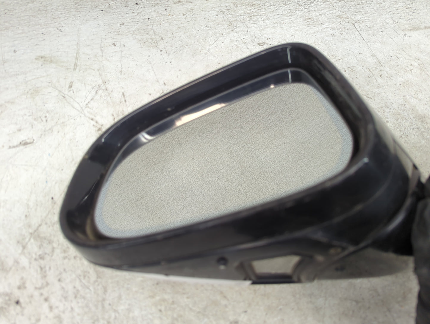 2017-2019 Jaguar Xe Driver Side View Mirror - Left Door Mirror OEM Used - Oemusedautoparts1.com