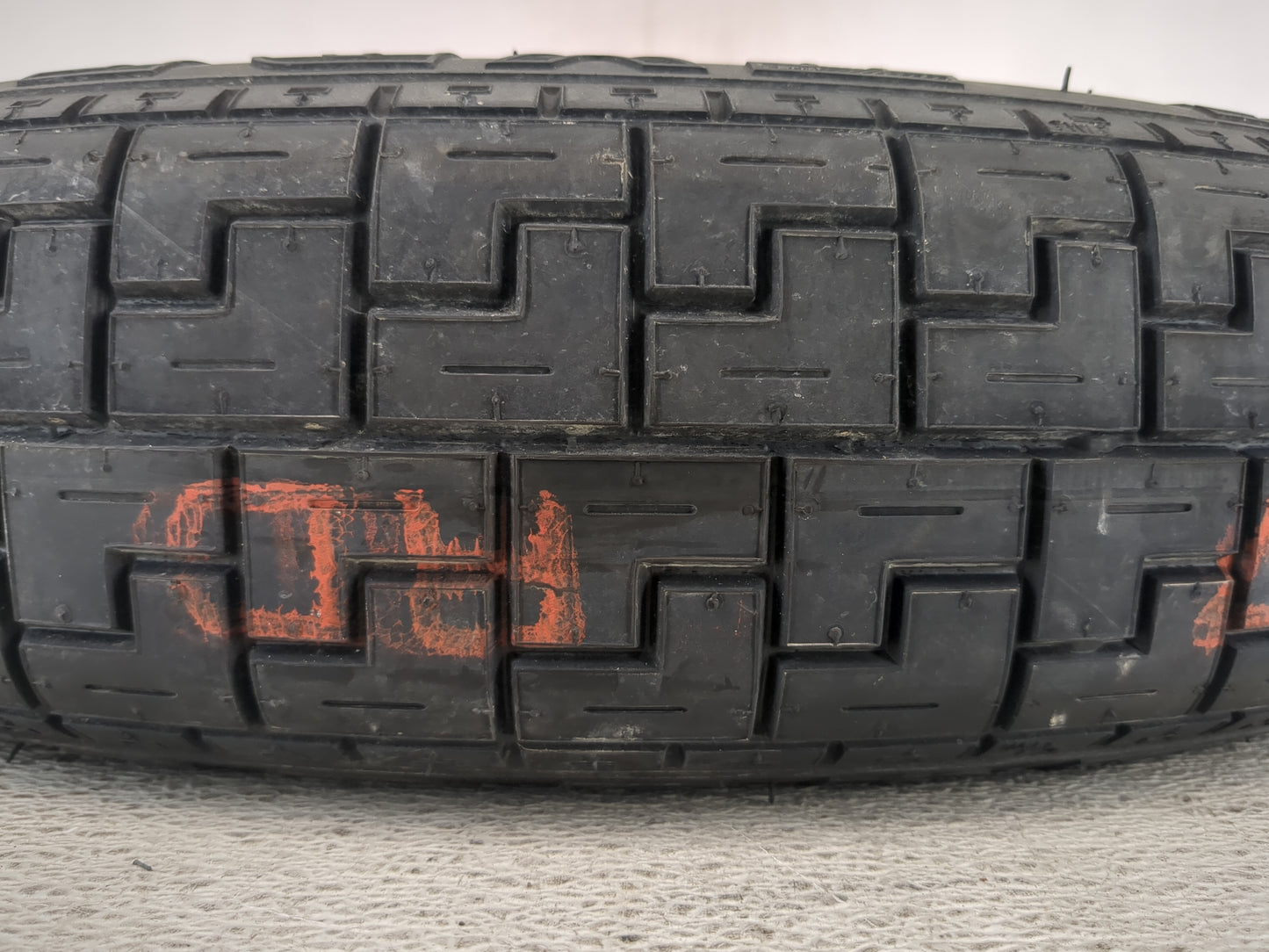 Jaguar Xe Spare Donut Tire Wheel Rim Oem - Oemusedautoparts1.com