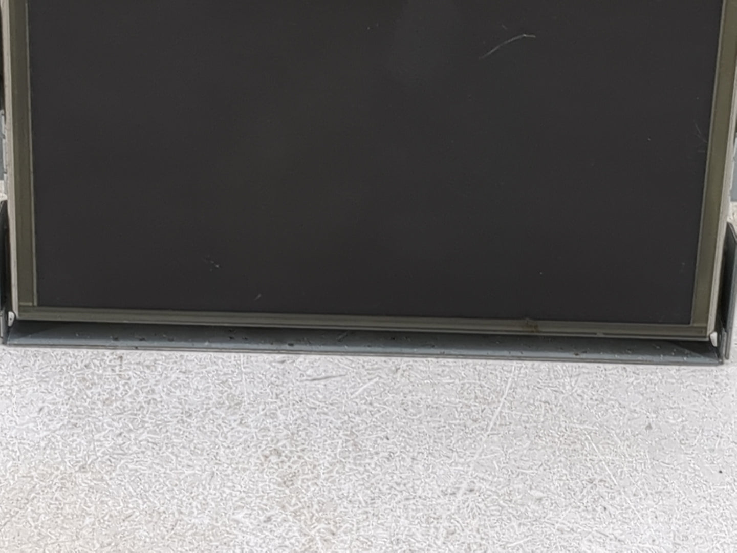 2017-2018 Jaguar Xe Information Display Screen 1468797 - Oemusedautoparts1.com