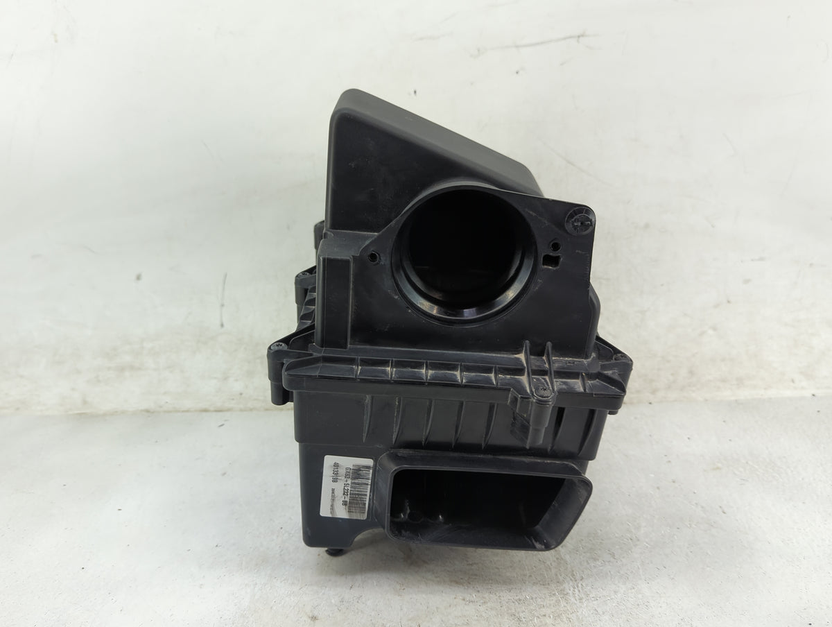 2017 Jaguar Xe Air Cleaner Intake-duct Hose Tube - Oemusedautoparts1.com
