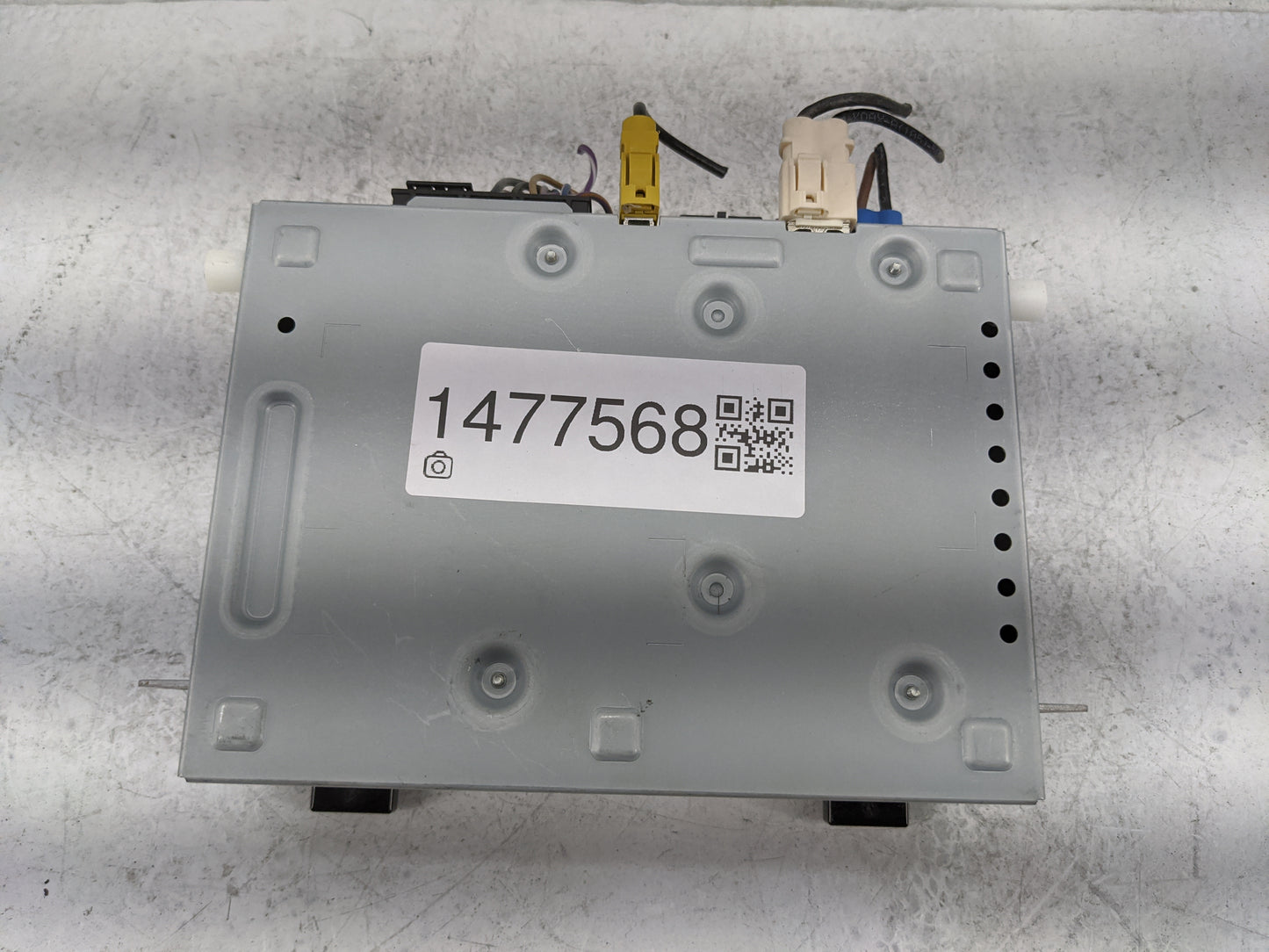 2017-2018 Jaguar Xe Radio AM FM Cd Player Receiver Replacement P/N:HX63-18K812-DC A50160982 Fits Fits 2016 2017 2018 2019 OE