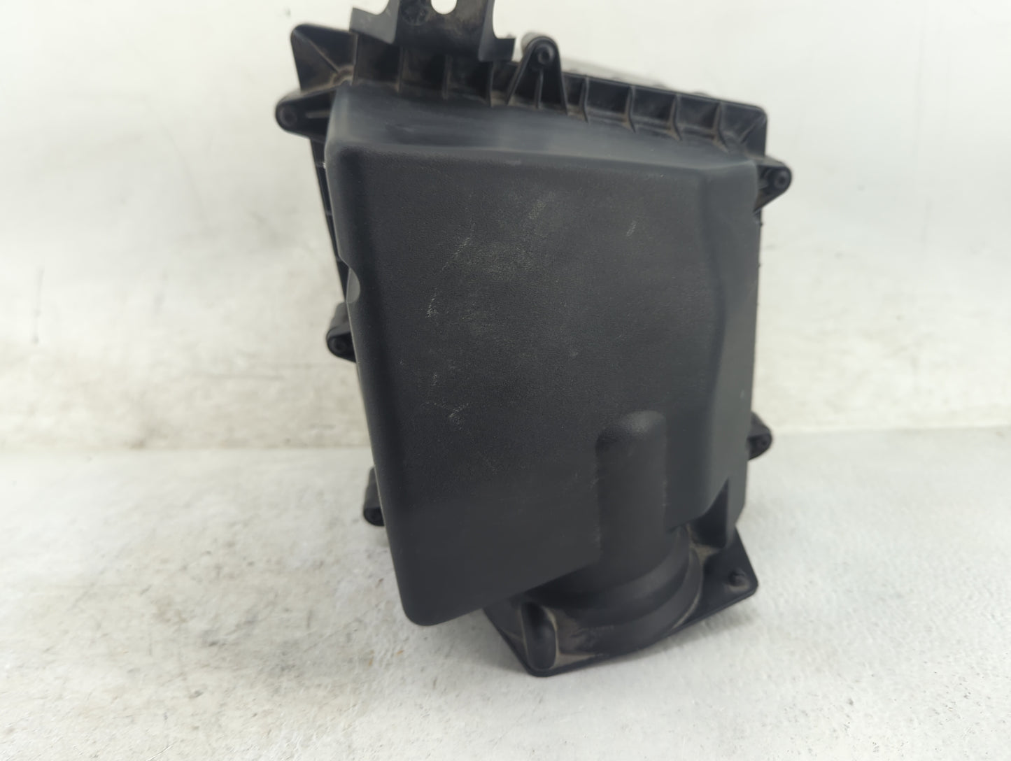 2017-2019 Jaguar Xe Air Cleaner Intake-duct Hose Tube 1478030 - Oemusedautoparts1.com