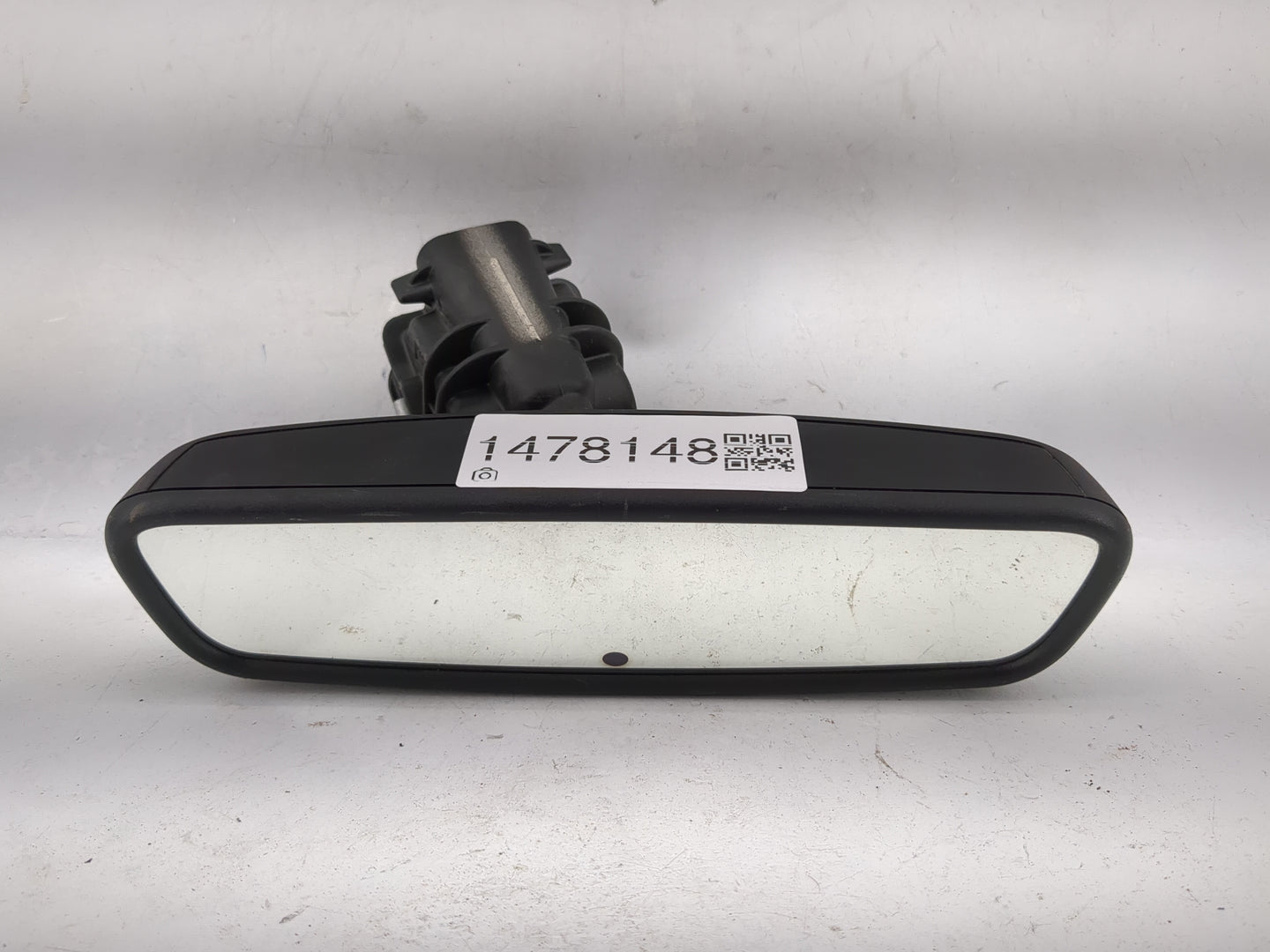 2017-2018 Jaguar Xe Interior Rear View Mirror Replacement OEM P/N:FK72-17E678-AA 905-4256 Fits Fits 2016 2017 2018 2019 OEM 