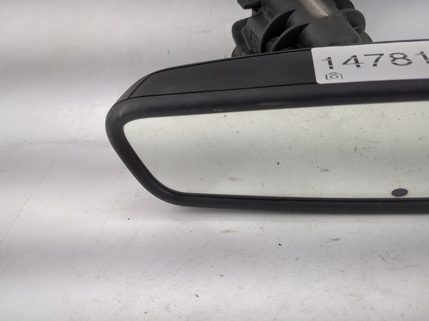2017-2018 Jaguar Xe Interior Rear View Mirror Replacement OEM P/N:FK72-17E678-AA 905-4256 Fits Fits 2016 2017 2018 2019 OEM 