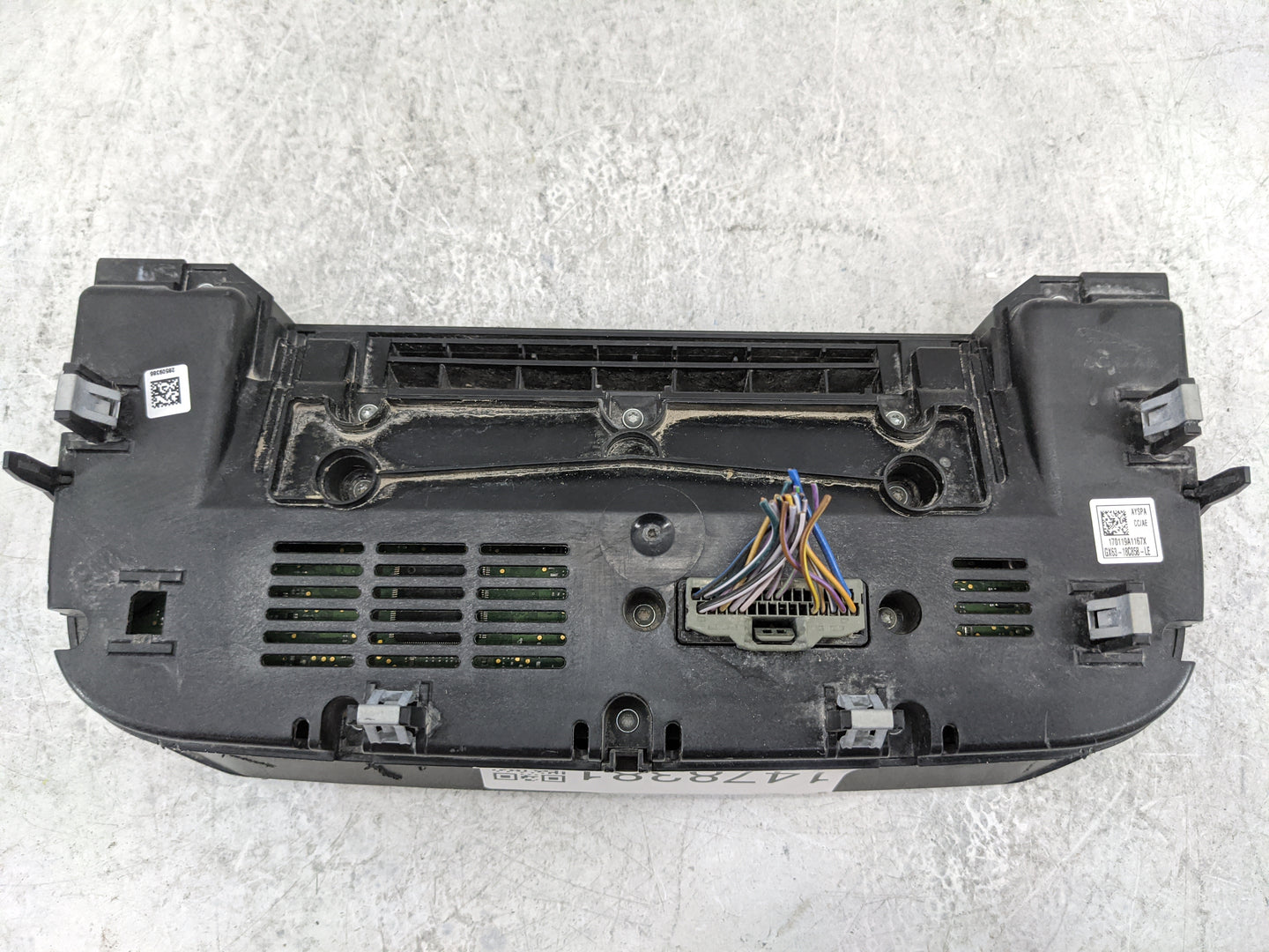 2017 Jaguar Xe Climate Control Module Temperature AC/Heater Replacement P/N:GX63-18C858-LE 170119A1167X Fits Fits 2016 OEM U