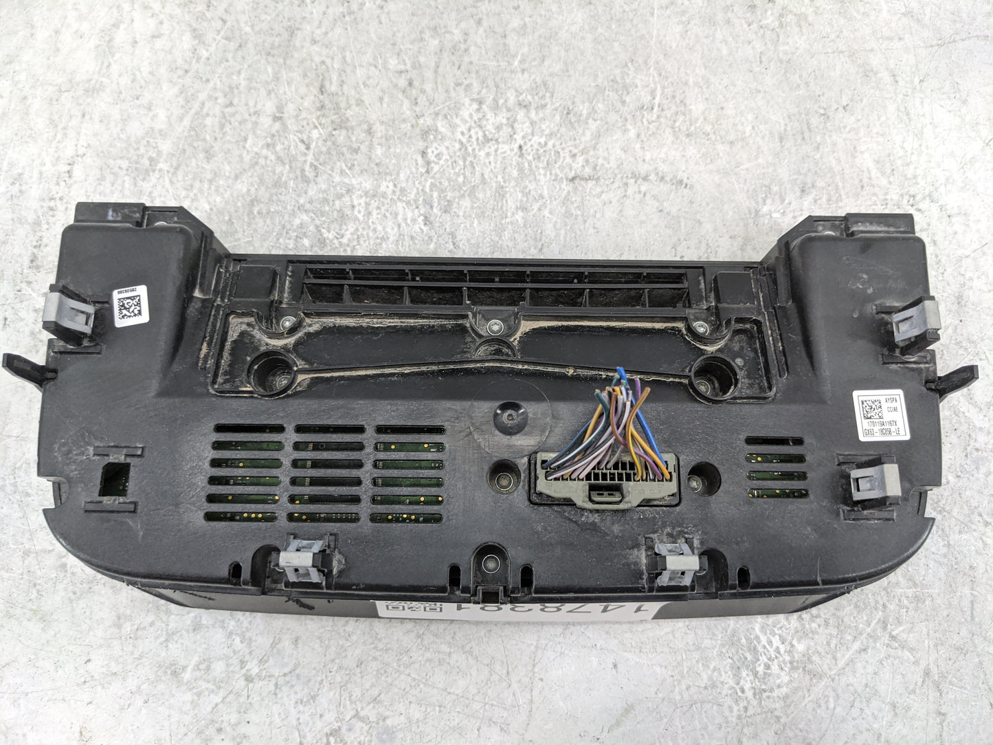 2017 Jaguar Xe Climate Control Module Temperature AC/Heater Replacement P/N:GX63-18C858-LE 170119A1167X Fits Fits 2016 OEM U