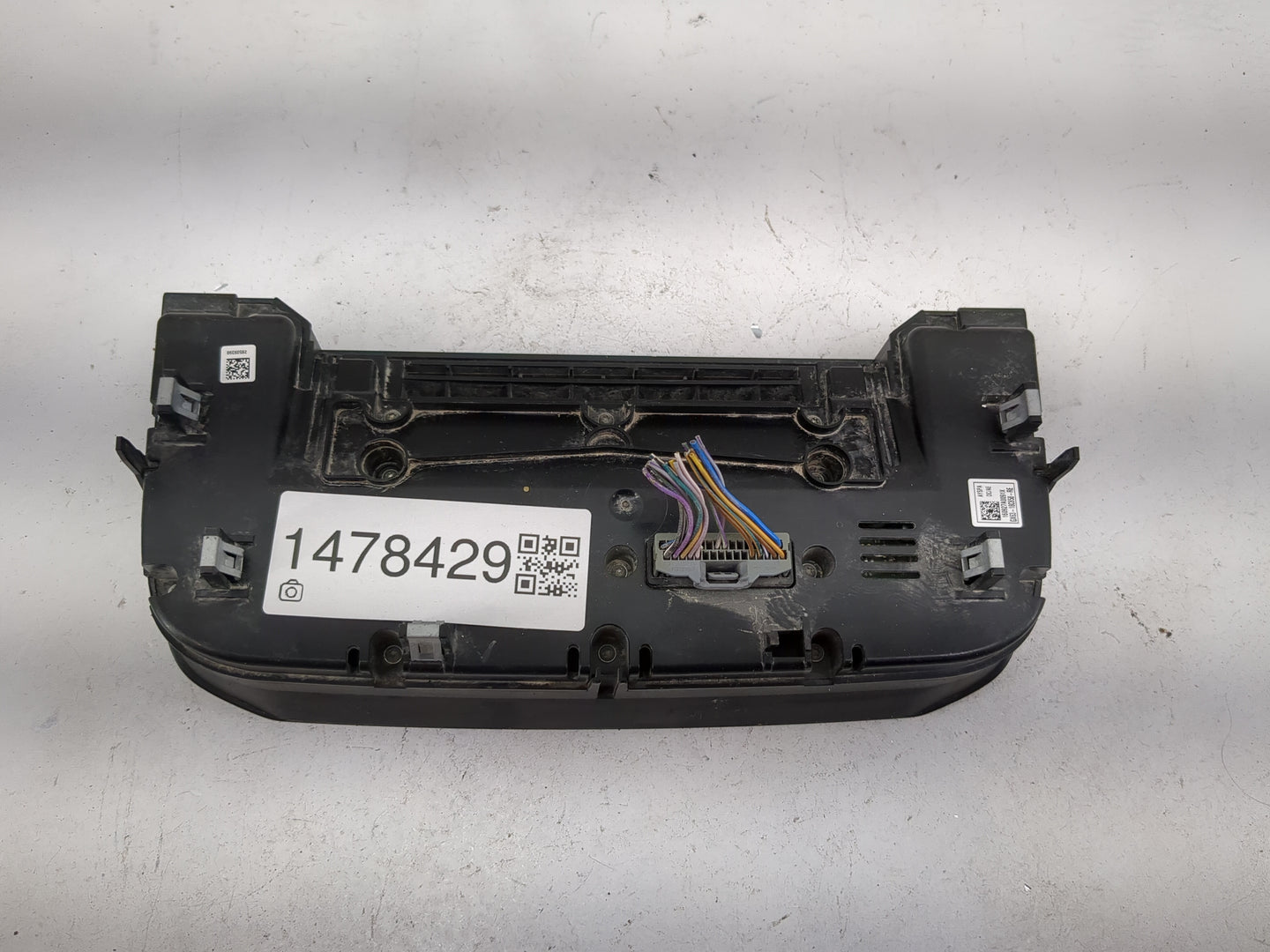 2017 Jaguar Xe Climate Control Module Temperature AC/Heater Replacement P/N:GX63-18C858-RE 160927A0091X Fits Fits 2016 OEM U