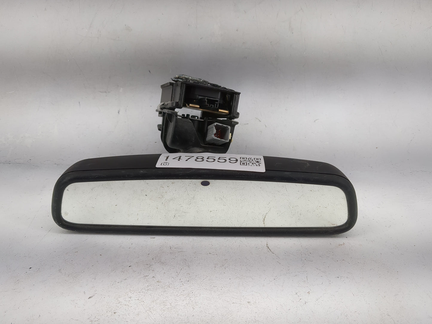 2017-2018 Jaguar Xe Interior Rear View Mirror Replacement OEM P/N:FK72-17E678-BA BECHL4 Fits Fits 2015 2016 2017 2018 2019 O