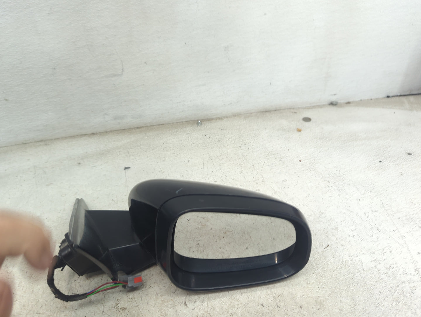 2017-2019 Jaguar Xe Passenger Side View Mirror - Right Door Mirror OEM Used - Oemusedautoparts1.com