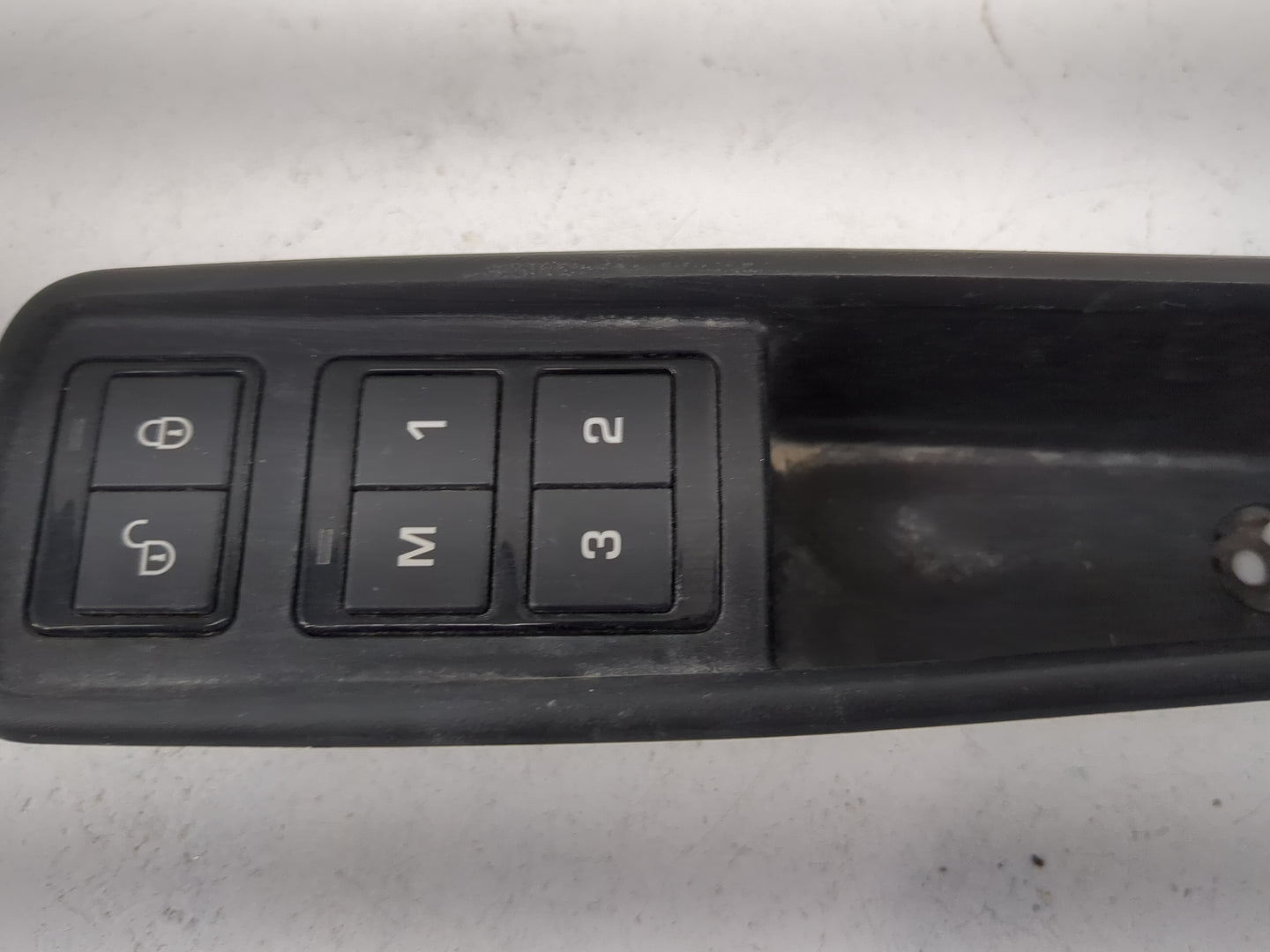 2017 Jaguar Xe Master Power Window Switch Replacement Driver Side Left P/N:GX73-22635-BA Fits OEM Used Auto Parts - Oemuseda