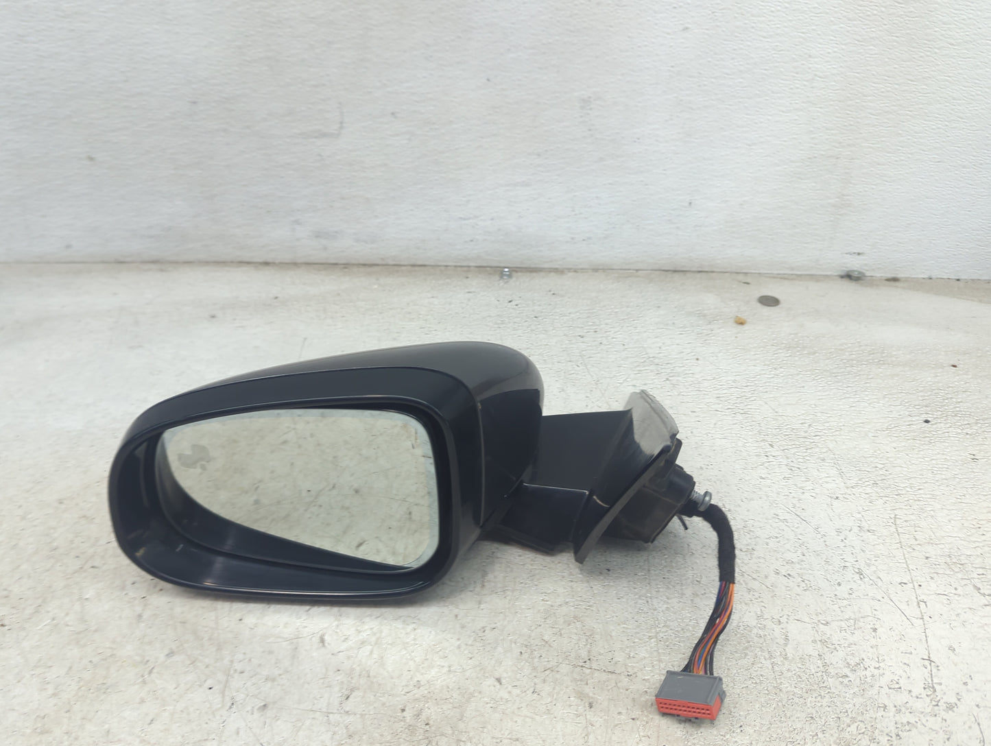 2017-2019 Jaguar Xe Driver Side View Mirror - Left Door Mirror OEM Used - Oemusedautoparts1.com
