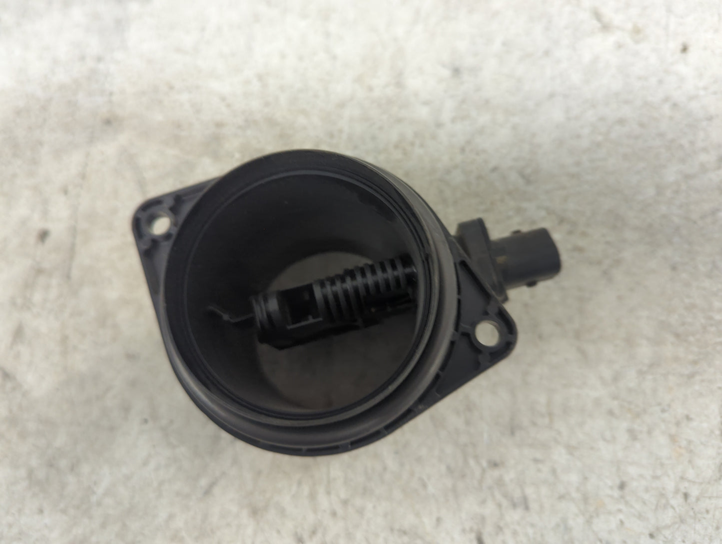 2017-2019 Jaguar Xe Mass Air Flow Meter Maf 1488539 - Oemusedautoparts1.com