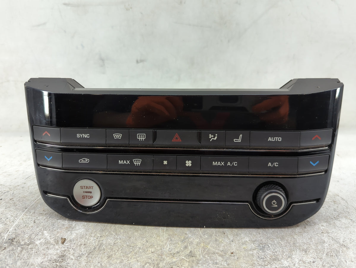 2017 Jaguar Xe Climate Control Module Temperature AC/Heater Replacement P/N:GX63-18C858-SD AYSPA, 16032AA0066X Fits Fits 201