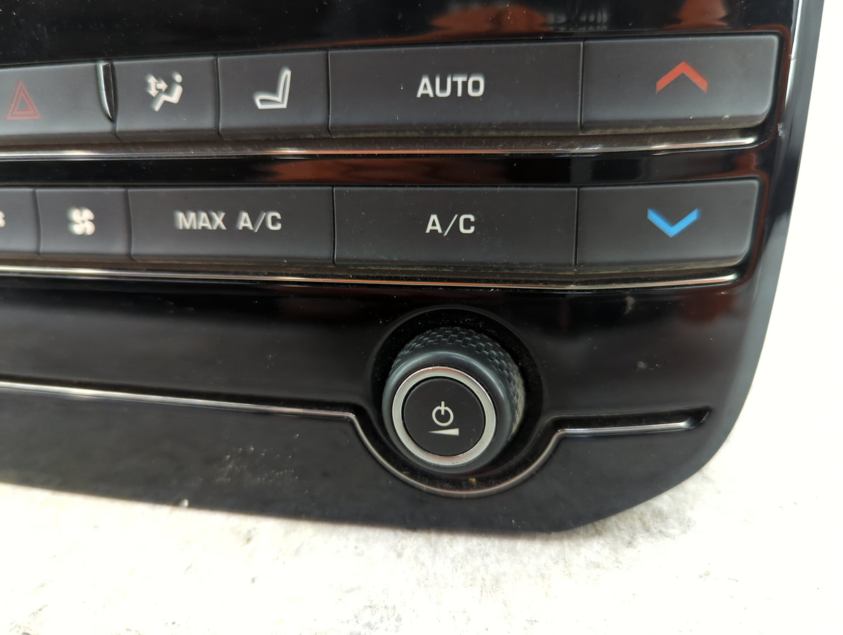 2017 Jaguar Xe Climate Control Module Temperature AC/Heater Replacement P/N:GX63-18C858-SD AYSPA, 16032AA0066X Fits Fits 201