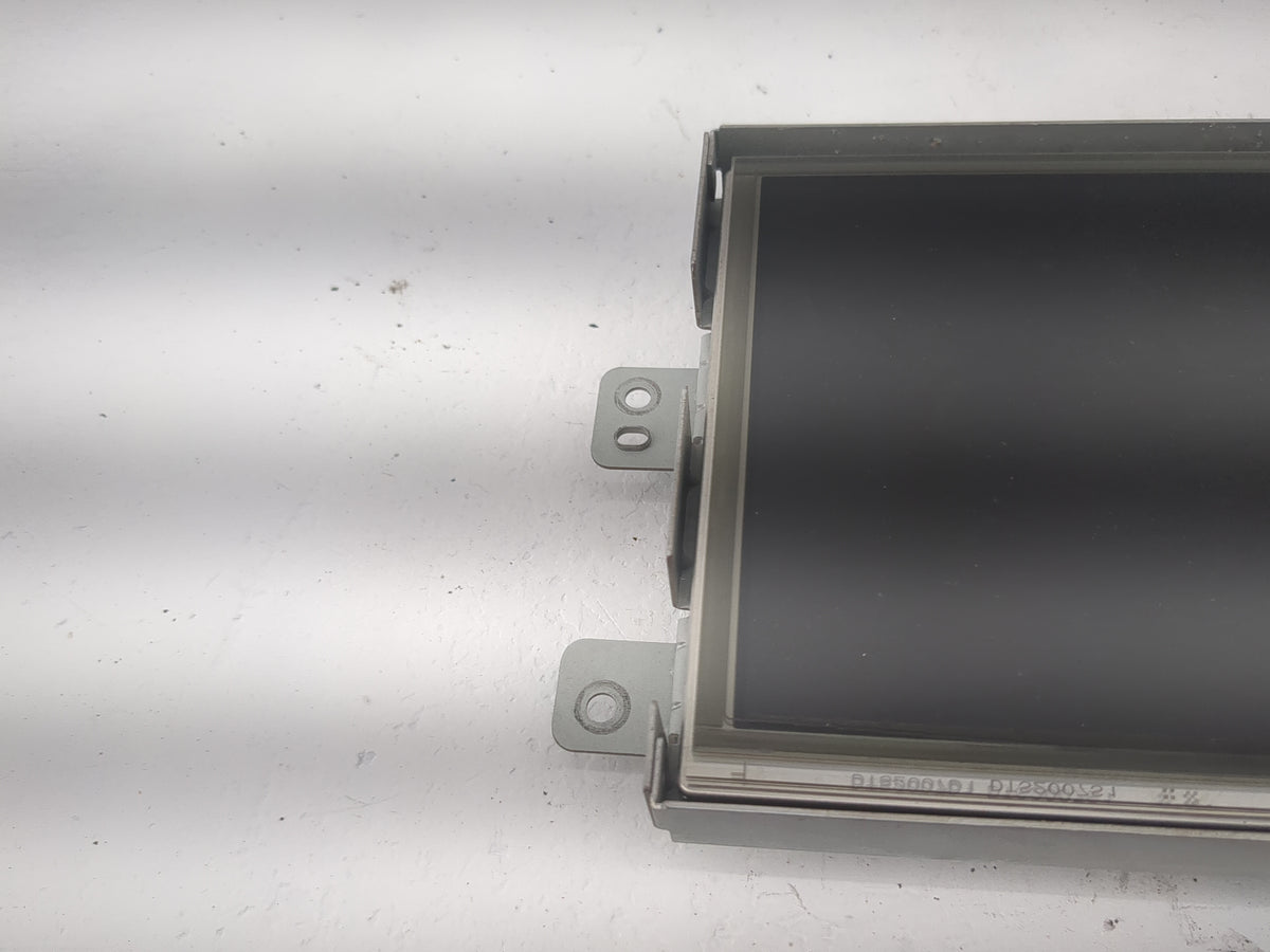2017-2018 Jaguar Xe Information Radio Display Screen 1517861 - Oemusedautoparts1.com
