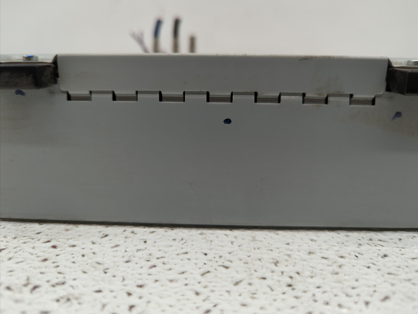 2017-2018 Jaguar Xe Radio AM FM Cd Player Receiver Replacement Fits Fits 2016 2017 2018 OEM Used Auto Parts - Oemusedautopar