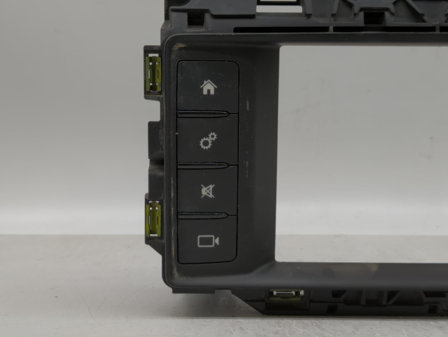 2017-2018 Jaguar Xe Radio Control Panel - Oemusedautoparts1.com