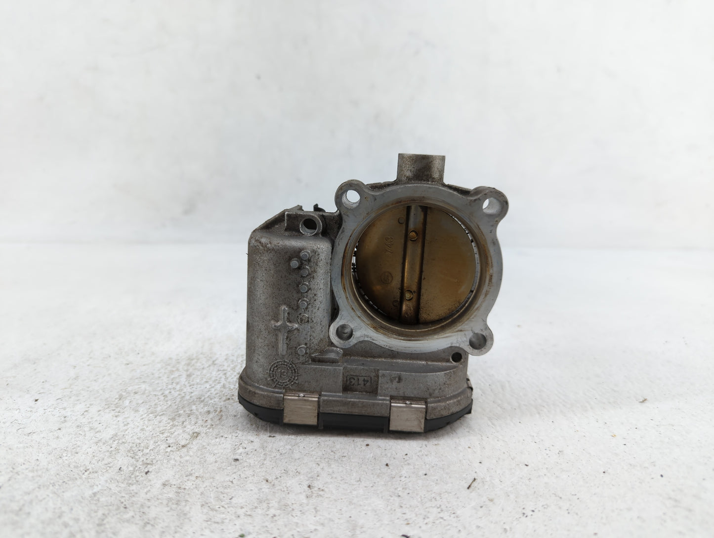2017 Jaguar Xe Throttle Body P/N:AG9E-9F991-AA Fits Fits 2013 2014 2015 OEM Used Auto Parts - Oemusedautoparts1.com