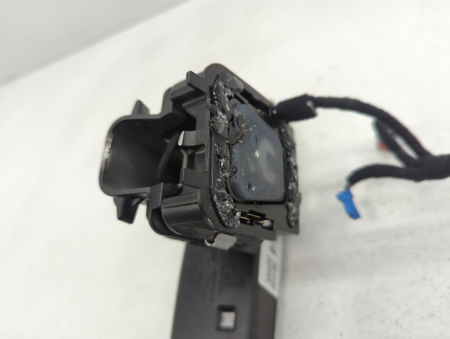 2017-2018 Jaguar Xe Interior Rear View Mirror Replacement OEM P/N:E11045891 FK72-17E678-BA Fits Fits 2015 2016 2017 2018 201