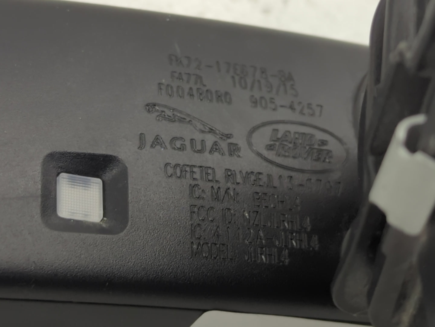 2017-2018 Jaguar Xe Interior Rear View Mirror Replacement OEM P/N:E11045891 FK72-17E678-BA Fits Fits 2015 2016 2017 2018 201