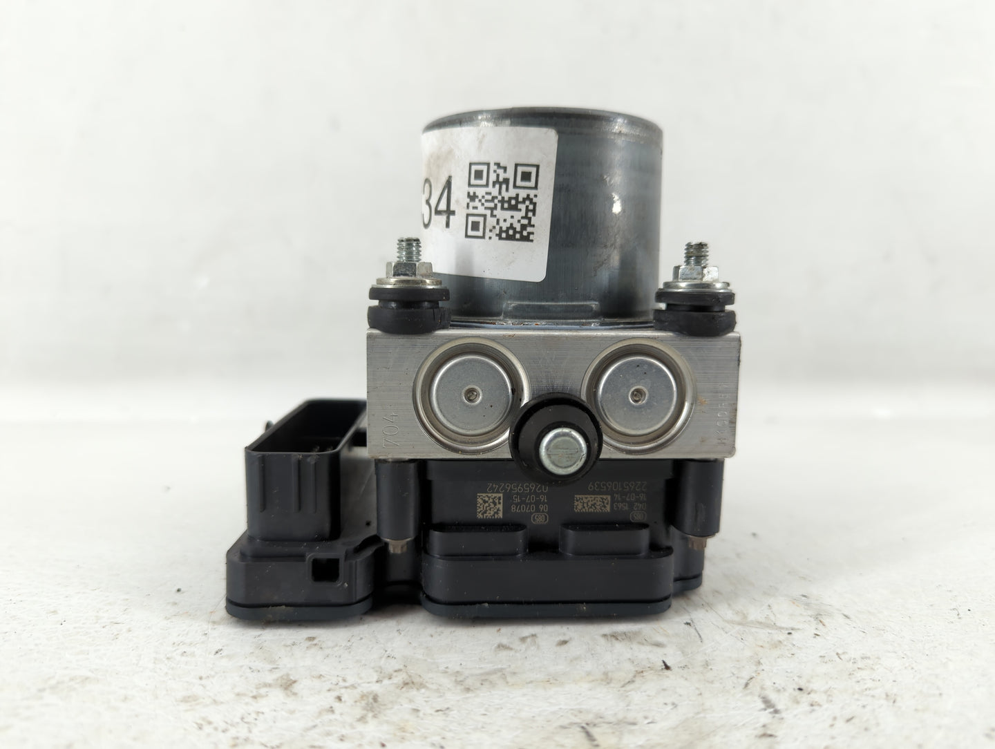 2017 Jaguar Xe ABS Pump Control Module Replacement P/N:HX73-14F447-AF Fits OEM Used Auto Parts - Oemusedautoparts1.com