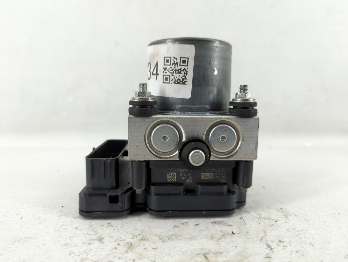 2017 Jaguar Xe ABS Pump Control Module Replacement P/N:HX73-14F447-AF Fits OEM Used Auto Parts - Oemusedautoparts1.com