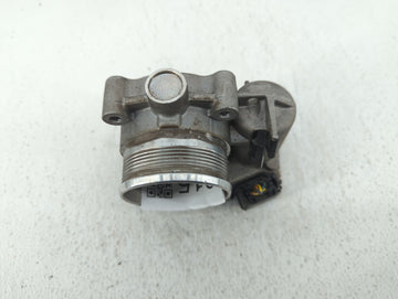 2017 Jaguar Xe Throttle Body P/N:AG9E-9F991-AA Fits Fits 2013 2014 2015 OEM Used Auto Parts
