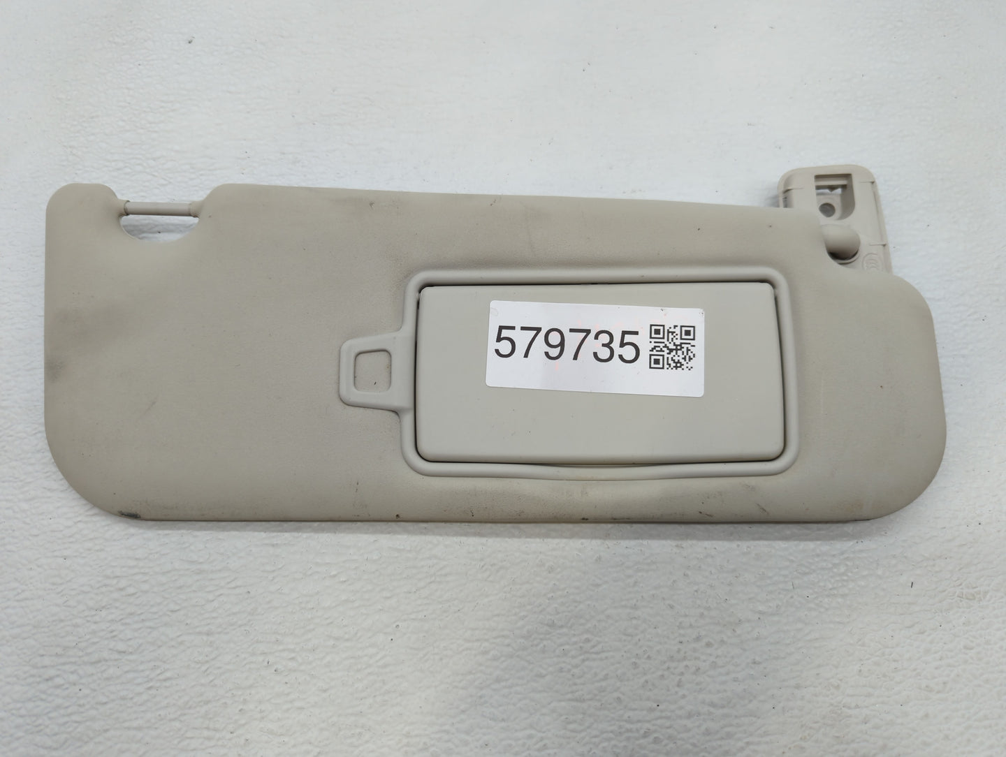 2017-2019 Jaguar Xe Sun Visor Shade Replacement Passenger Right Mirror Fits Fits 2017 2018 2019 2020 OEM Used Auto Parts - O