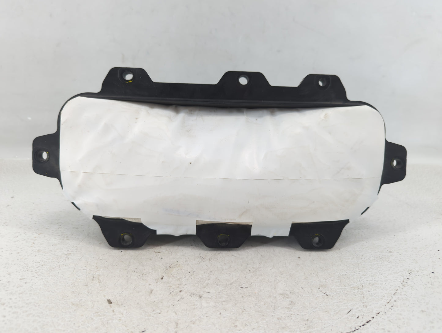 2017-2019 Jaguar Xe Air Bag Driver Left Steering Wheel Mounted P/N:GX63-044A74-AB Fits Fits 2017 2018 2019 OEM Used Auto Par