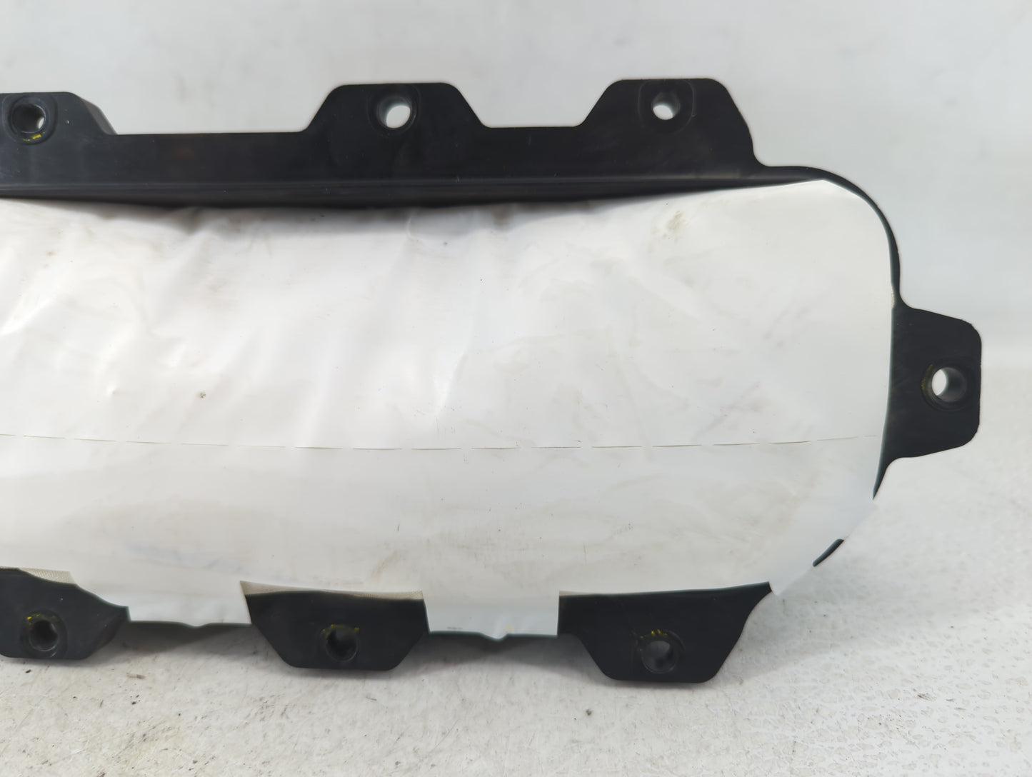 2017-2019 Jaguar Xe Air Bag Driver Left Steering Wheel Mounted P/N:GX63-044A74-AB Fits Fits 2017 2018 2019 OEM Used Auto Par