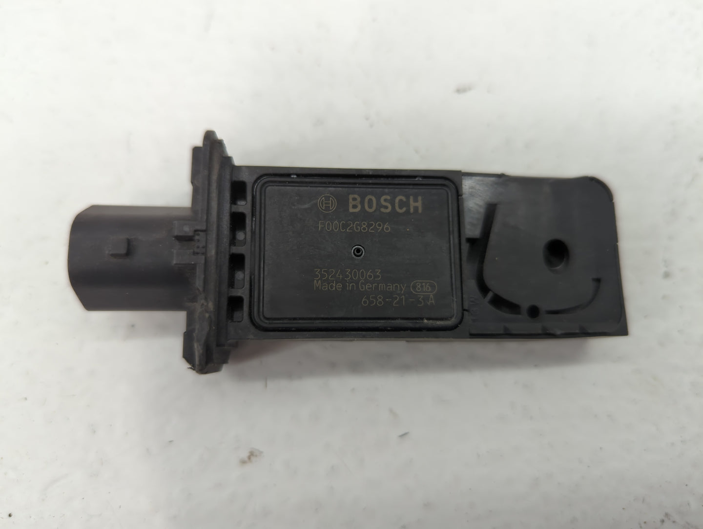 2017-2019 Jaguar Xe Mass Air Flow Meter Maf - Oemusedautoparts1.com