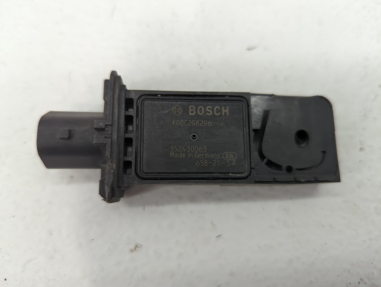 2017-2019 Jaguar Xe Mass Air Flow Meter Maf - Oemusedautoparts1.com