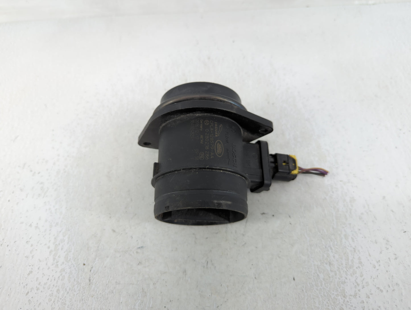 2017-2019 Jaguar Xe Mass Air Flow Meter Maf - Oemusedautoparts1.com
