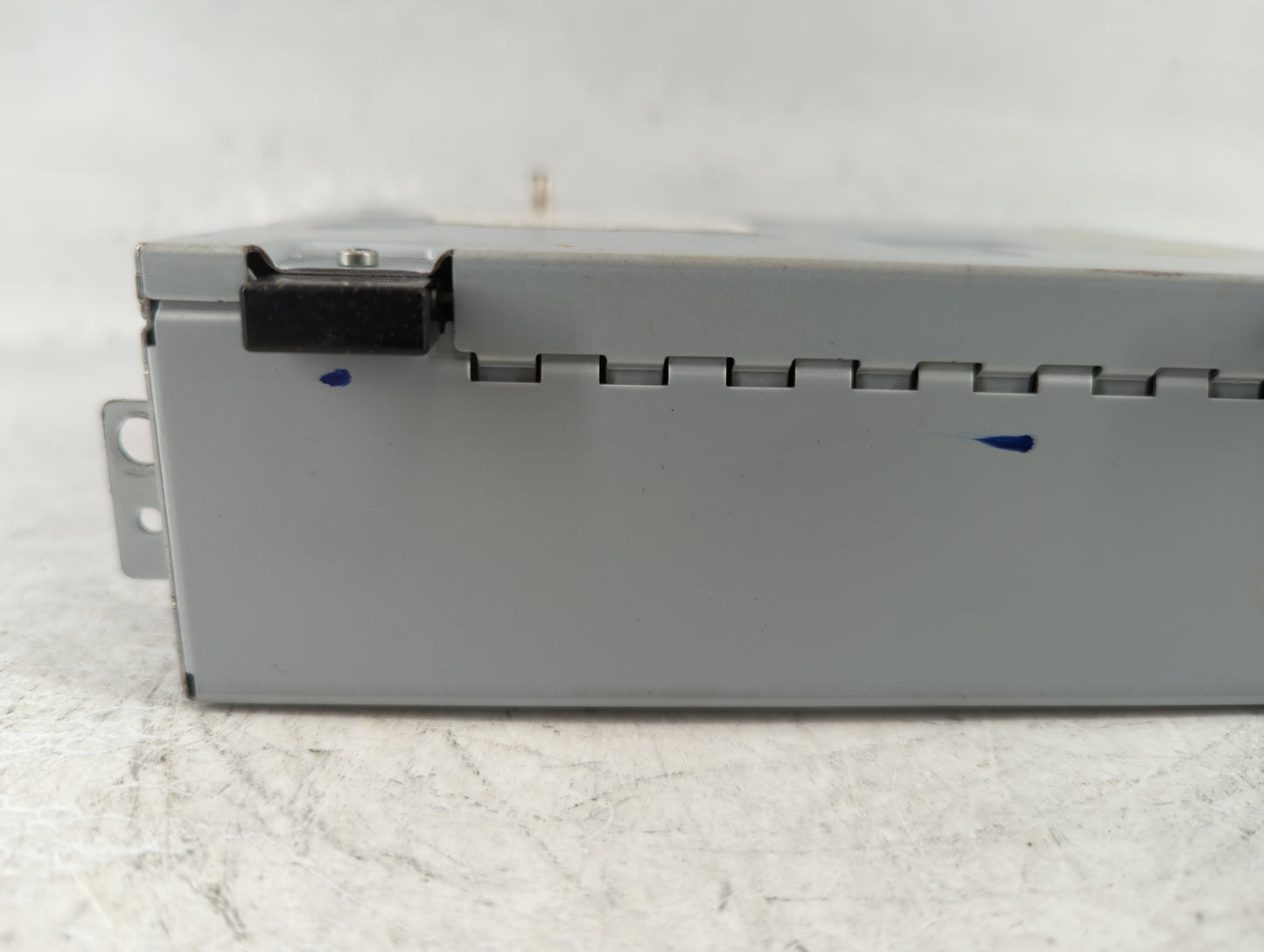 2017-2018 Jaguar Xe Radio AM FM Cd Player Receiver Replacement P/N:HX63-18K812-DC Fits Fits 2016 2017 2018 2019 OEM Used Aut