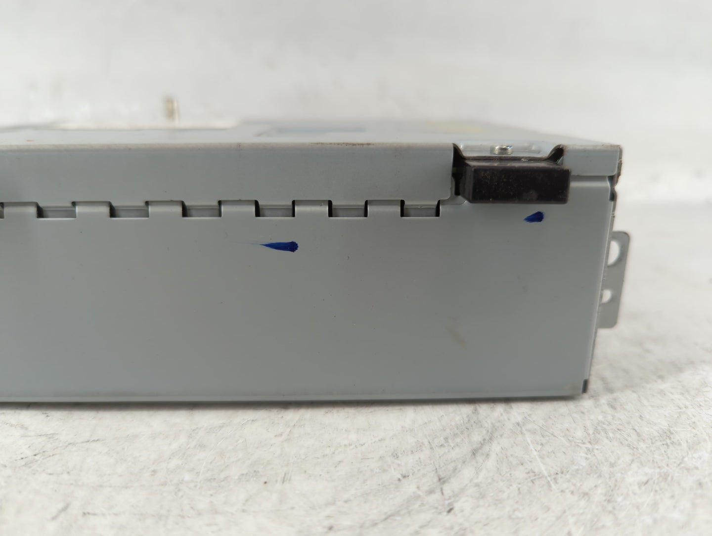 2017-2018 Jaguar Xe Radio AM FM Cd Player Receiver Replacement P/N:HX63-18K812-DC Fits Fits 2016 2017 2018 2019 OEM Used Aut