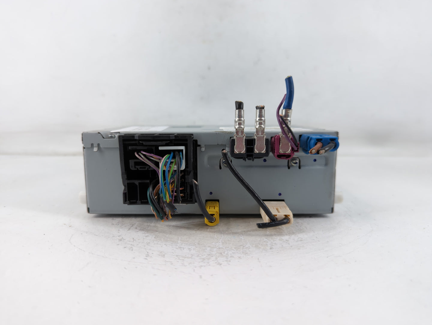 2017-2018 Jaguar Xe Radio AM FM Cd Player Receiver Replacement P/N:HX63-18K812-DB Fits Fits 2016 2017 2018 2019 OEM Used Aut